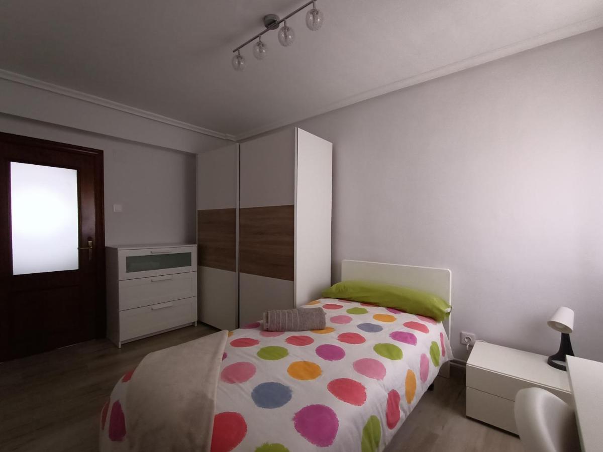 Piso San Roque 3 Hab Cerca Del Centro Y Universidad Apartment Santander Luaran gambar
