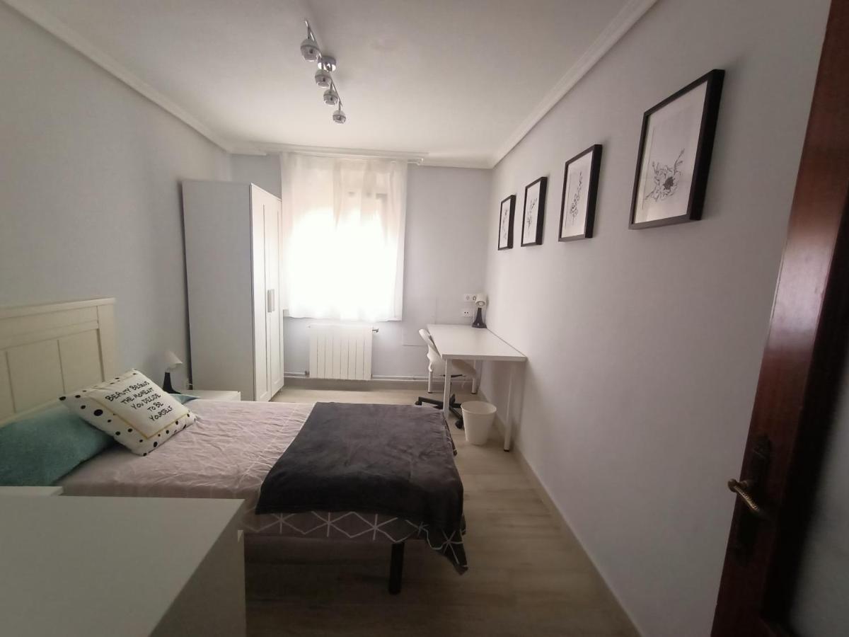 Piso San Roque 3 Hab Cerca Del Centro Y Universidad Apartment Santander Luaran gambar